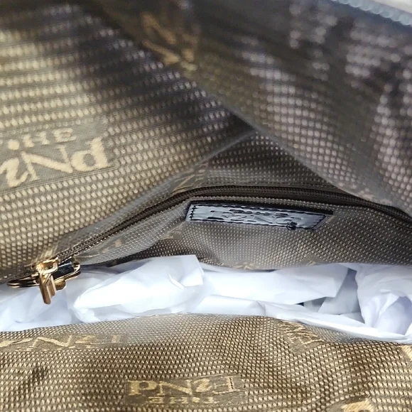 THE FIND Leopard Print Shoulder Bag with Gold Accents,with  Key Chain - Picture 8 of 16